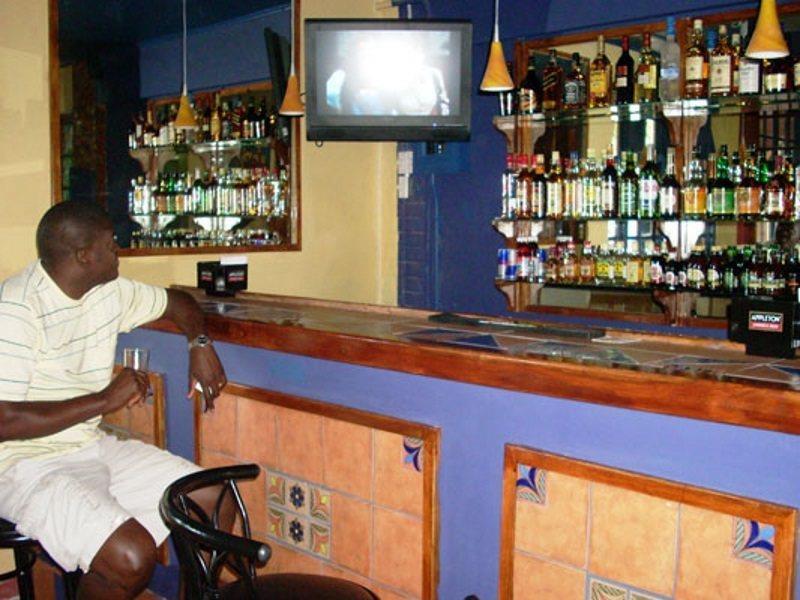 Village Hotel Ocho Ríos Restaurante foto